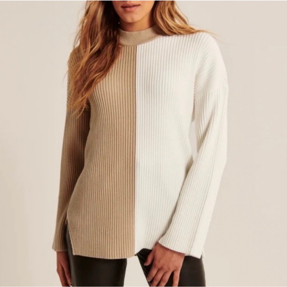 Abercrombie & Fitch Ribbed Color Block Sweater
